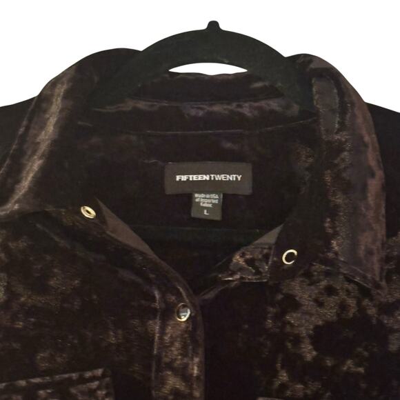 Fifteen Twenty Black Velveteen Snap Front Shirt Blouse L Pockets Long Line Goth - Picture 3 of 9